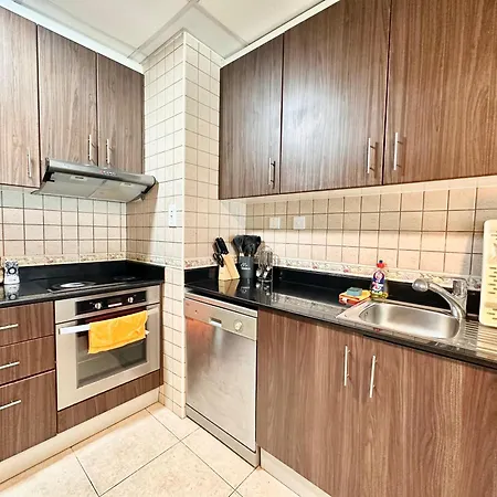 Stunning 1 Bedroom Apartment In Dubai Marina Exterior photo