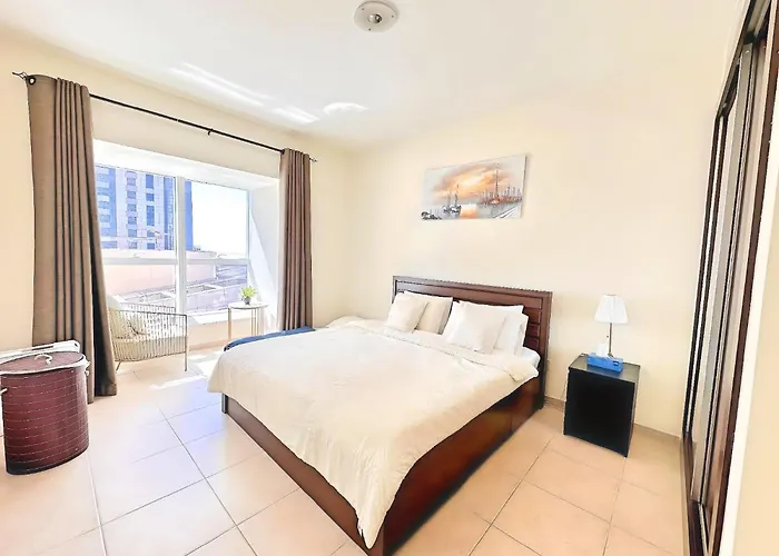 Stunning 1 Bedroom Apartment In Dubai Marina