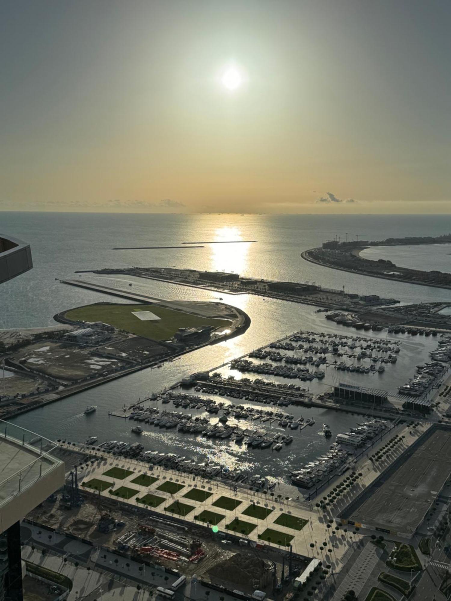 Apartment Stunning 1 Bedroom In Marina *