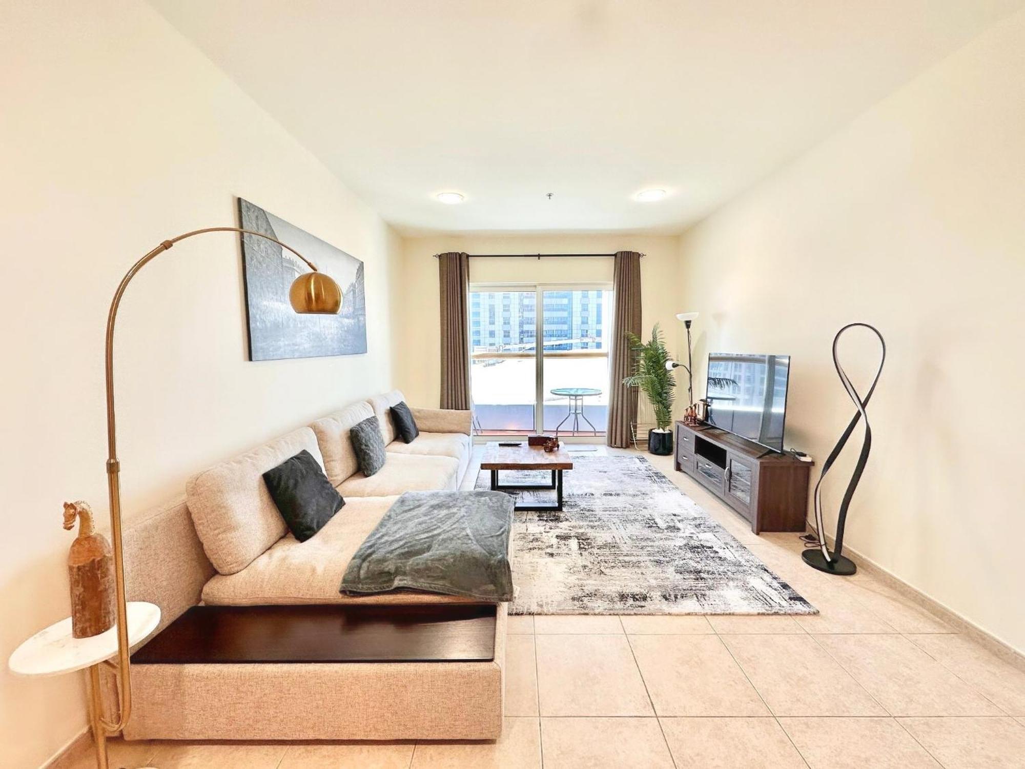 Stunning 1 Bedroom In Marina * Dubai
