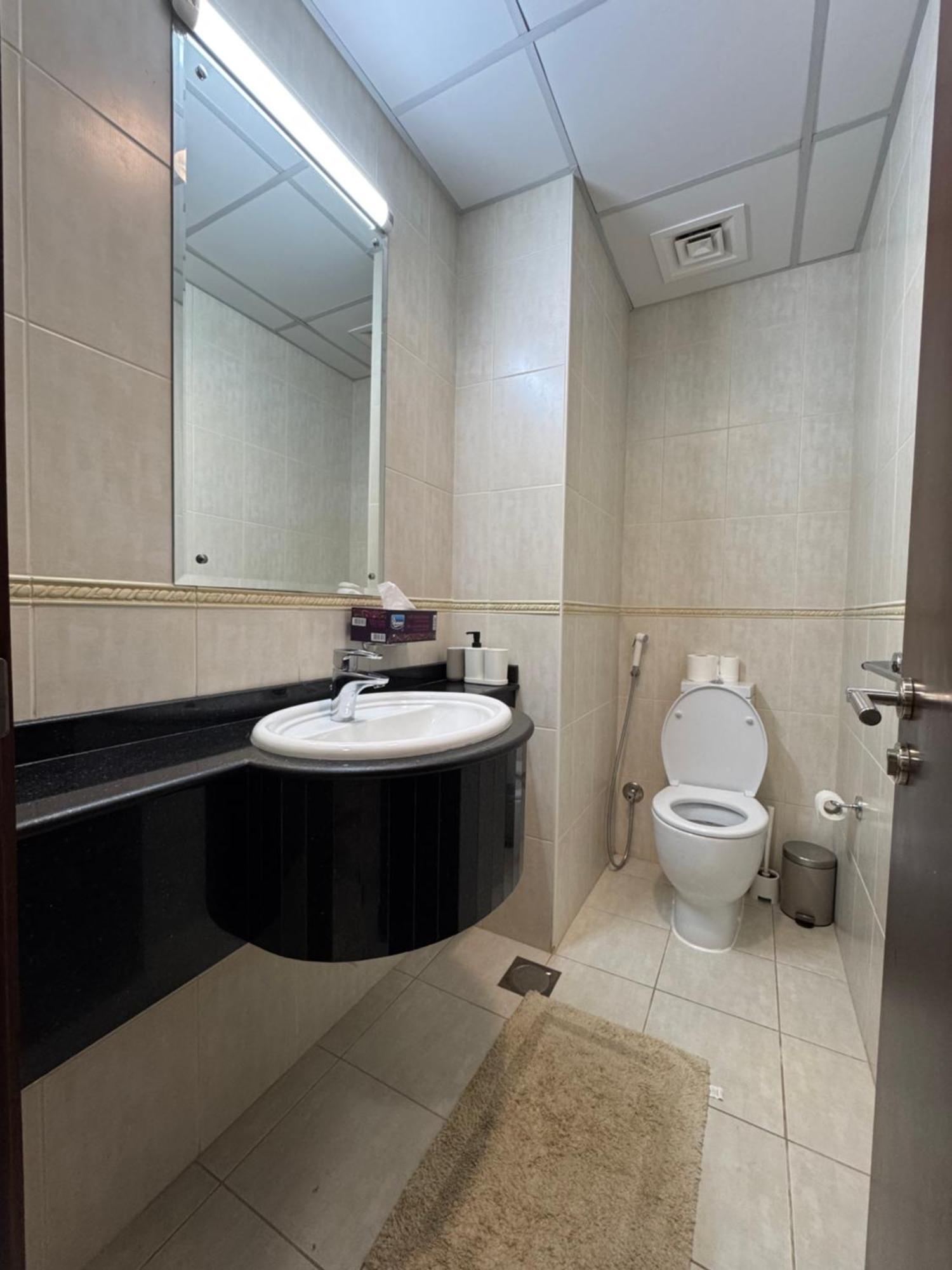 Stunning 1 Bedroom In Marina Apartment Dubai