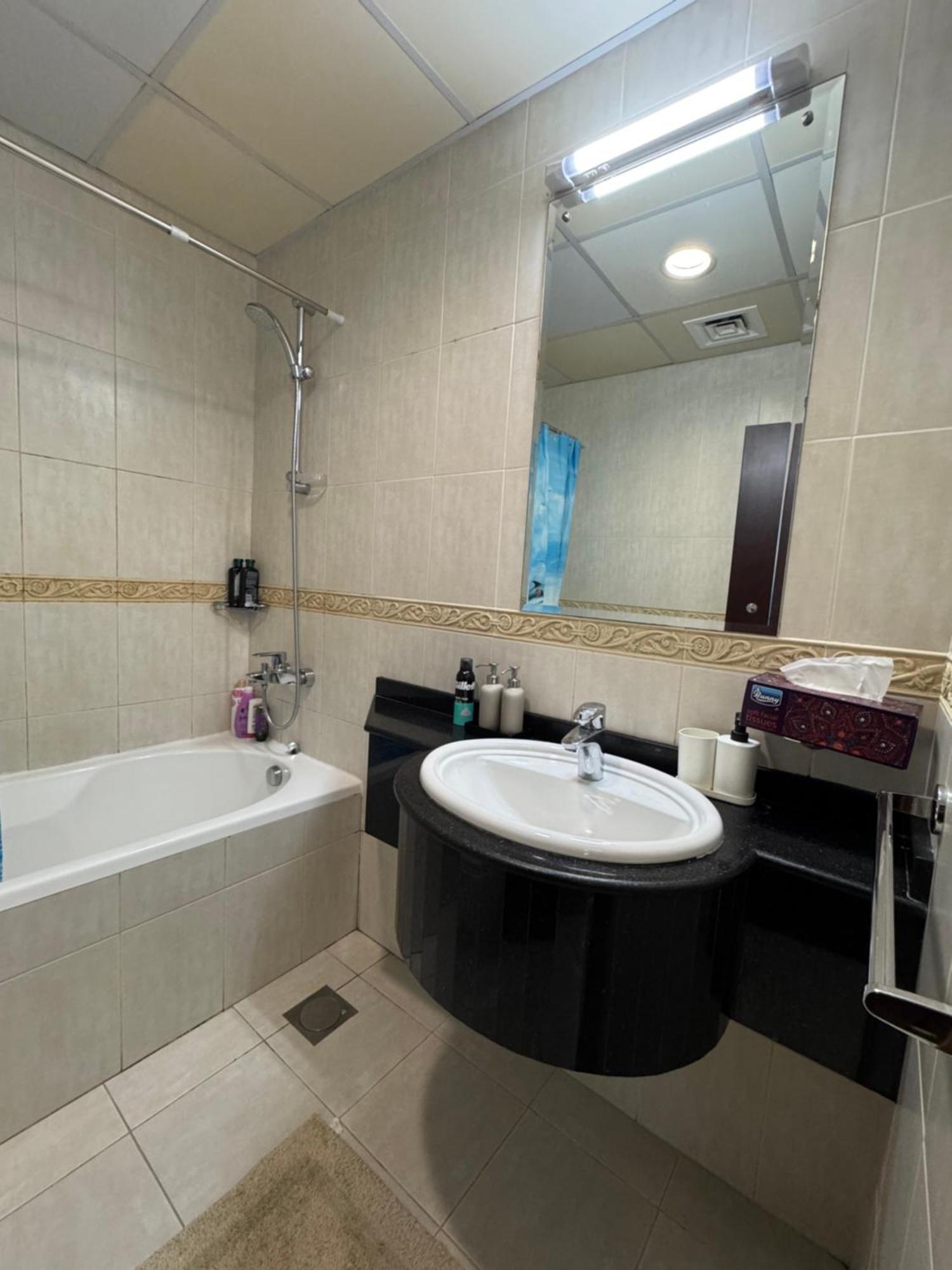 Apartment Stunning 1 Bedroom In Marina Dubai
